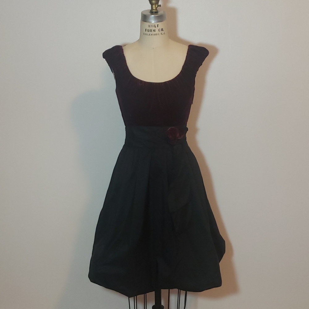 BCBG MAX AZRIA silk cocktail bubble dress